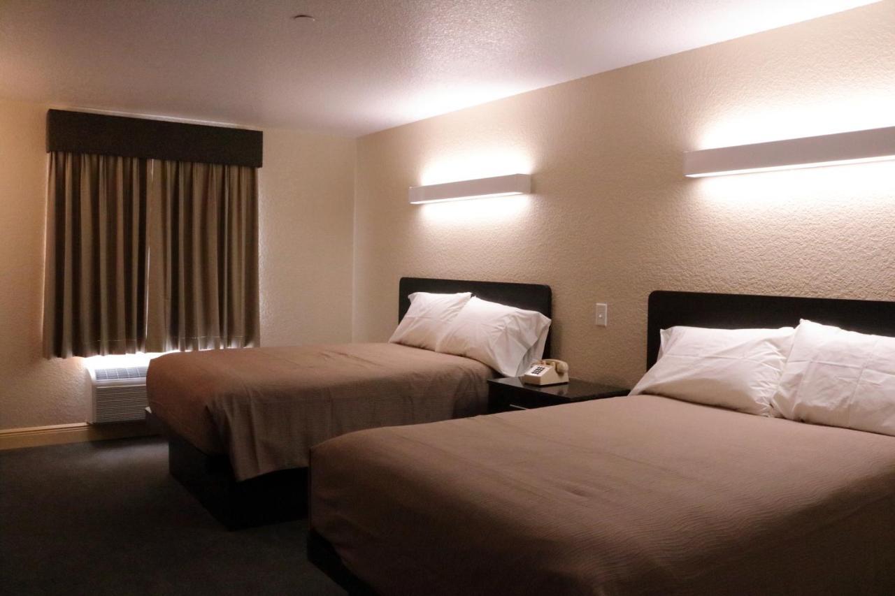 Pioneer Inn Royal Palm Beach Luaran gambar